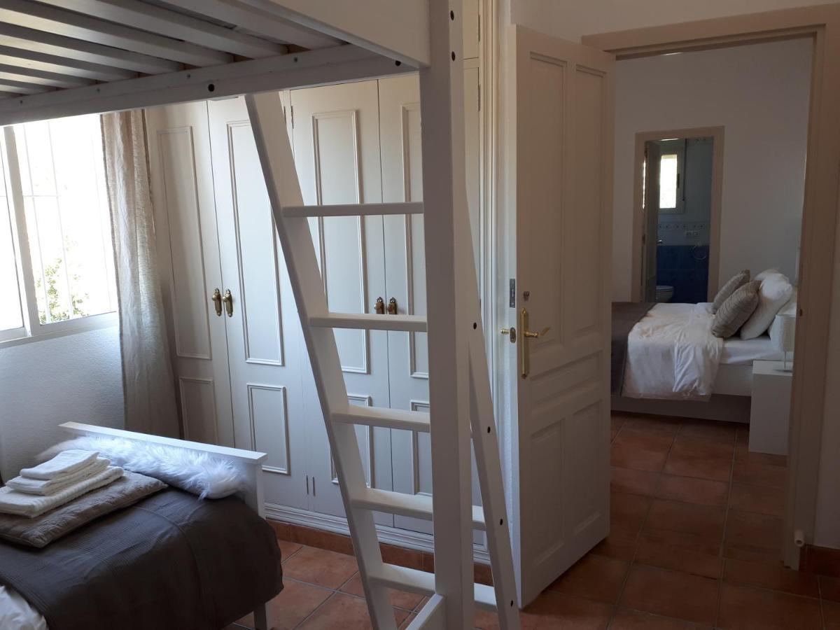 Cortijo Los Conquistadores Lucena Del Puerto Esterno foto